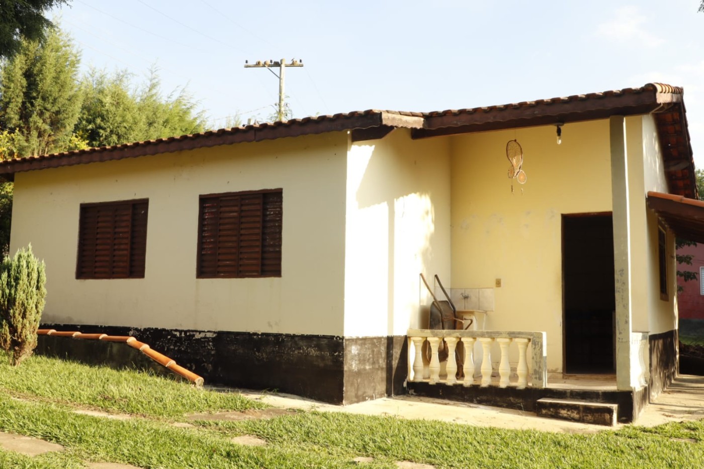Chácara à venda com 4 quartos, 3500m² - Foto 2