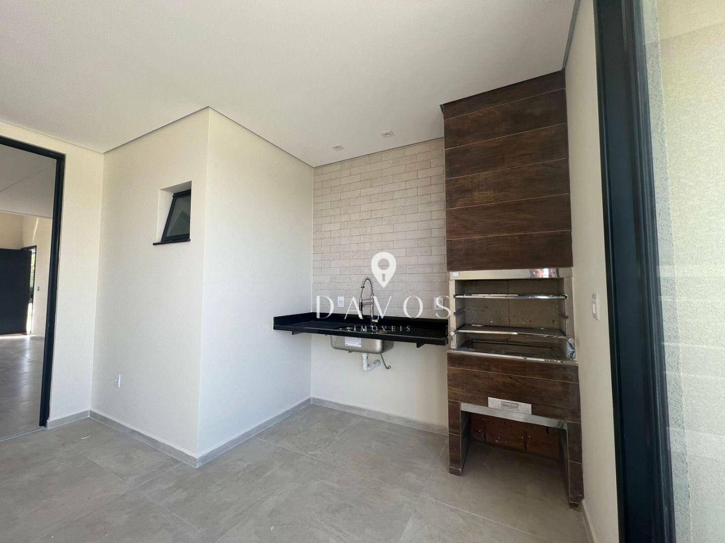 Casa à venda com 3 quartos, 238m² - Foto 8