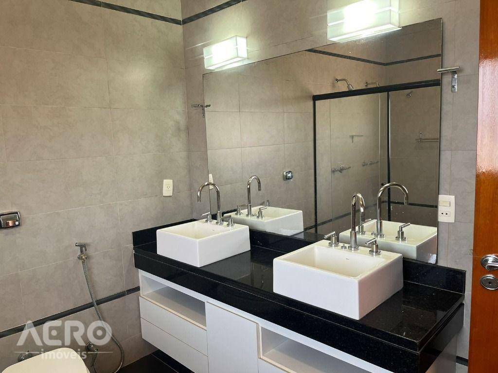 Sobrado para alugar com 3 quartos, 460m² - Foto 15