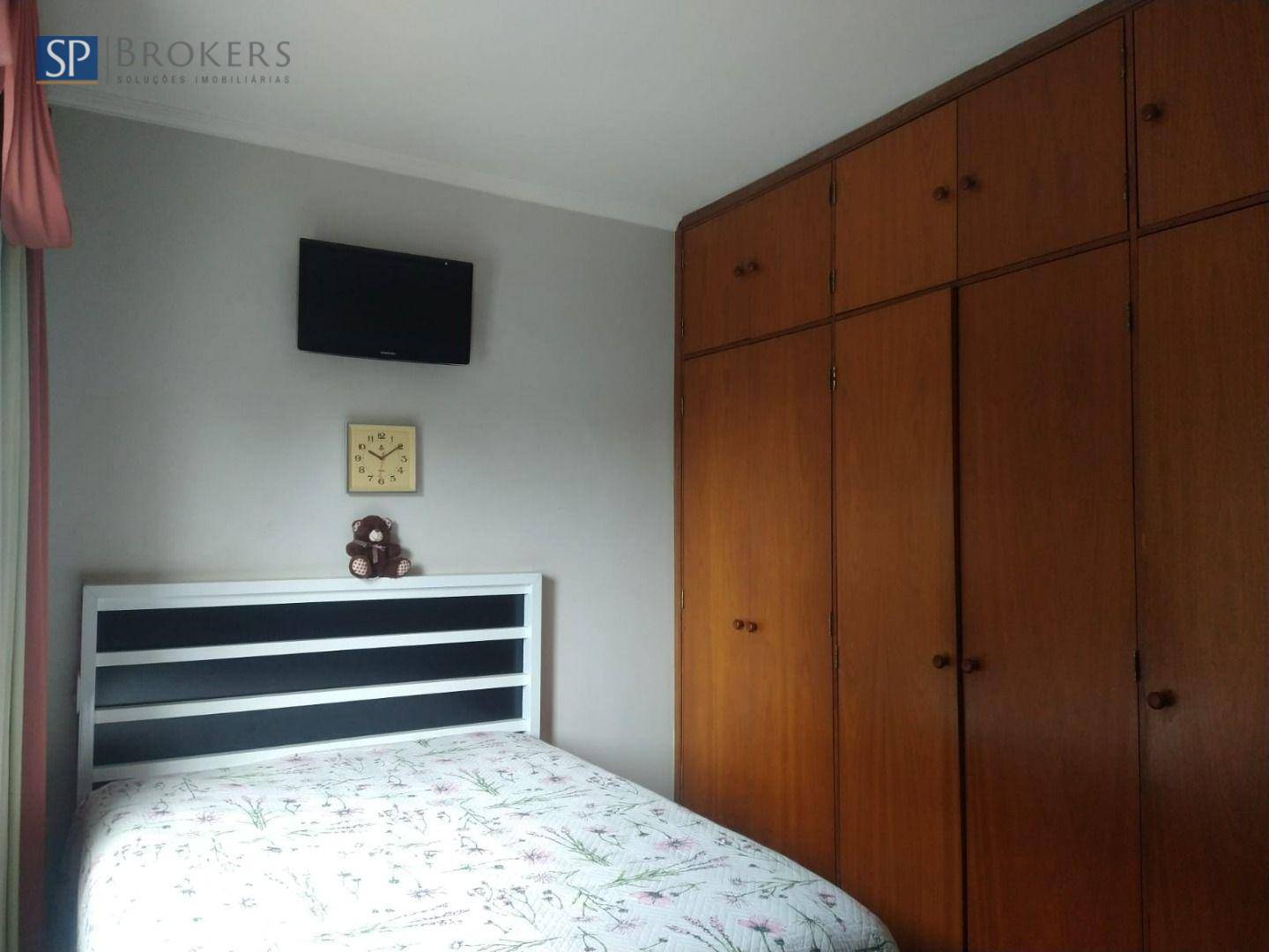 Apartamento à venda com 2 quartos, 75m² - Foto 18