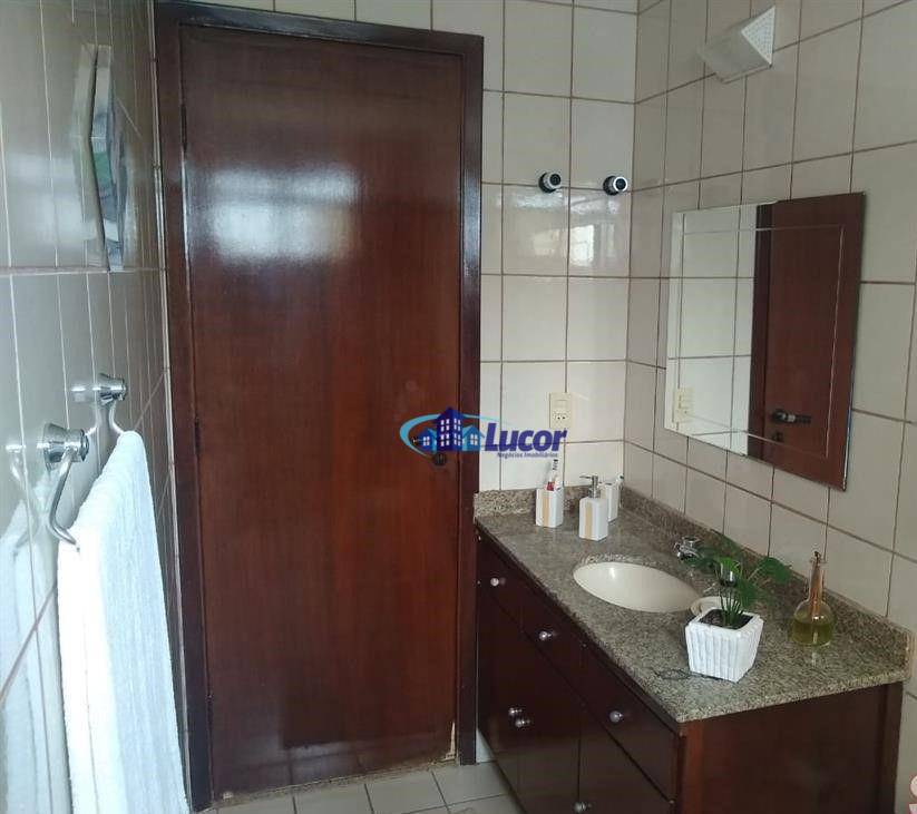 Apartamento à venda com 3 quartos, 107m² - Foto 5