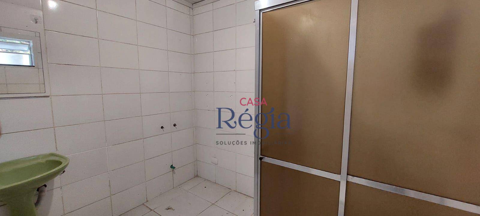 Casa para alugar com 5 quartos, 110m² - Foto 35