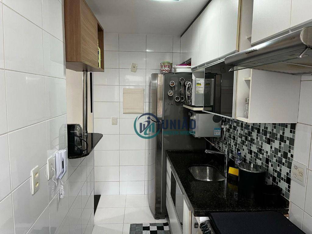 Apartamento à venda com 2 quartos, 61m² - Foto 11