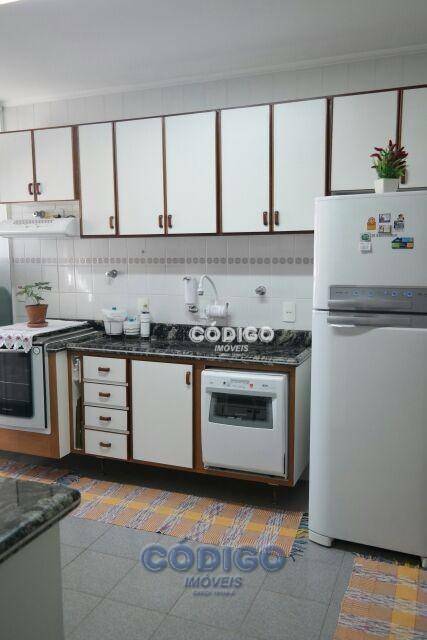 Apartamento à venda com 3 quartos, 98m² - Foto 8