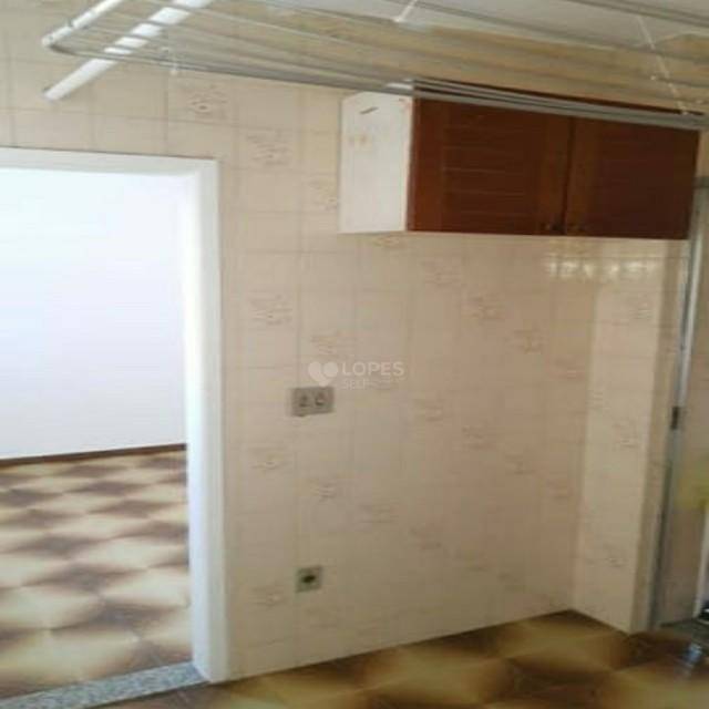 Apartamento à venda com 2 quartos, 60m² - Foto 2