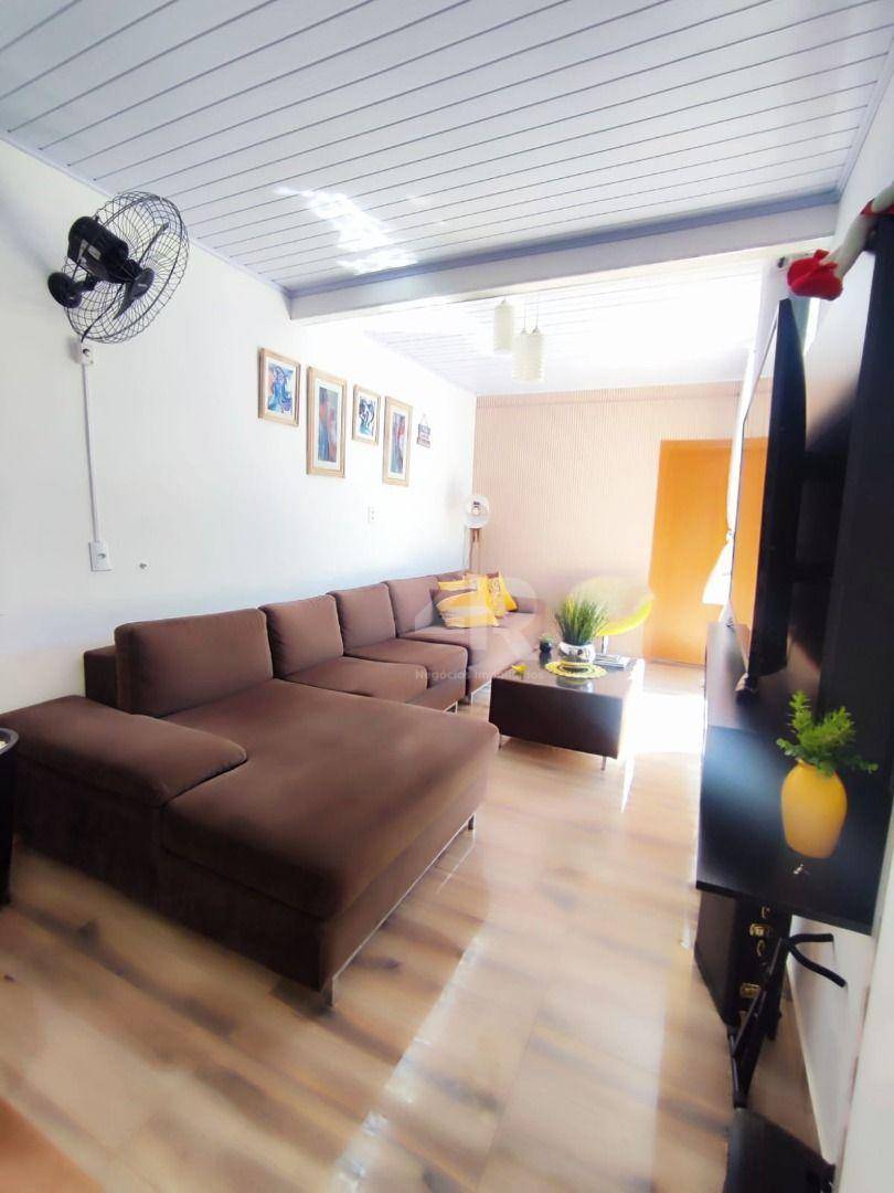 Casa à venda com 2 quartos, 70m² - Foto 11