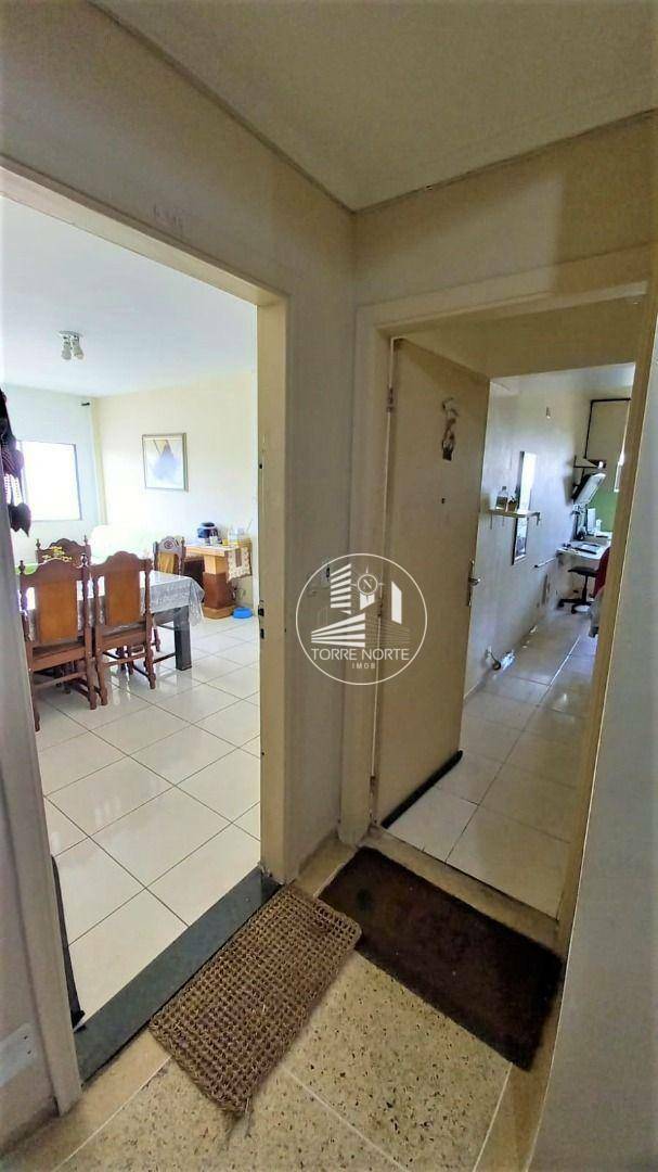 Apartamento à venda com 3 quartos, 92m² - Foto 7