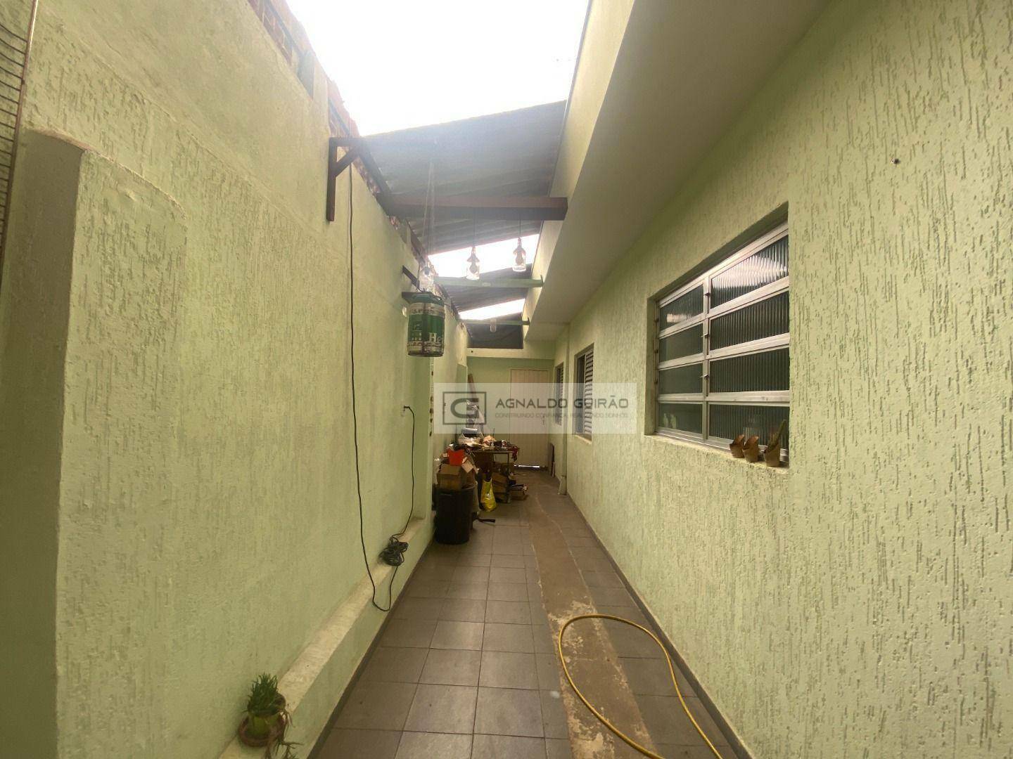 Casa à venda com 3 quartos, 126m² - Foto 17