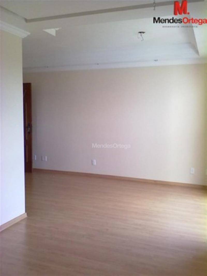 Apartamento para alugar com 2 quartos, 63m² - Foto 4