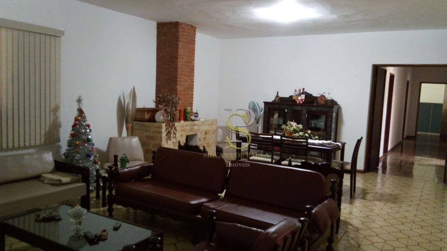 Chácara à venda com 3 quartos, 250m² - Foto 11