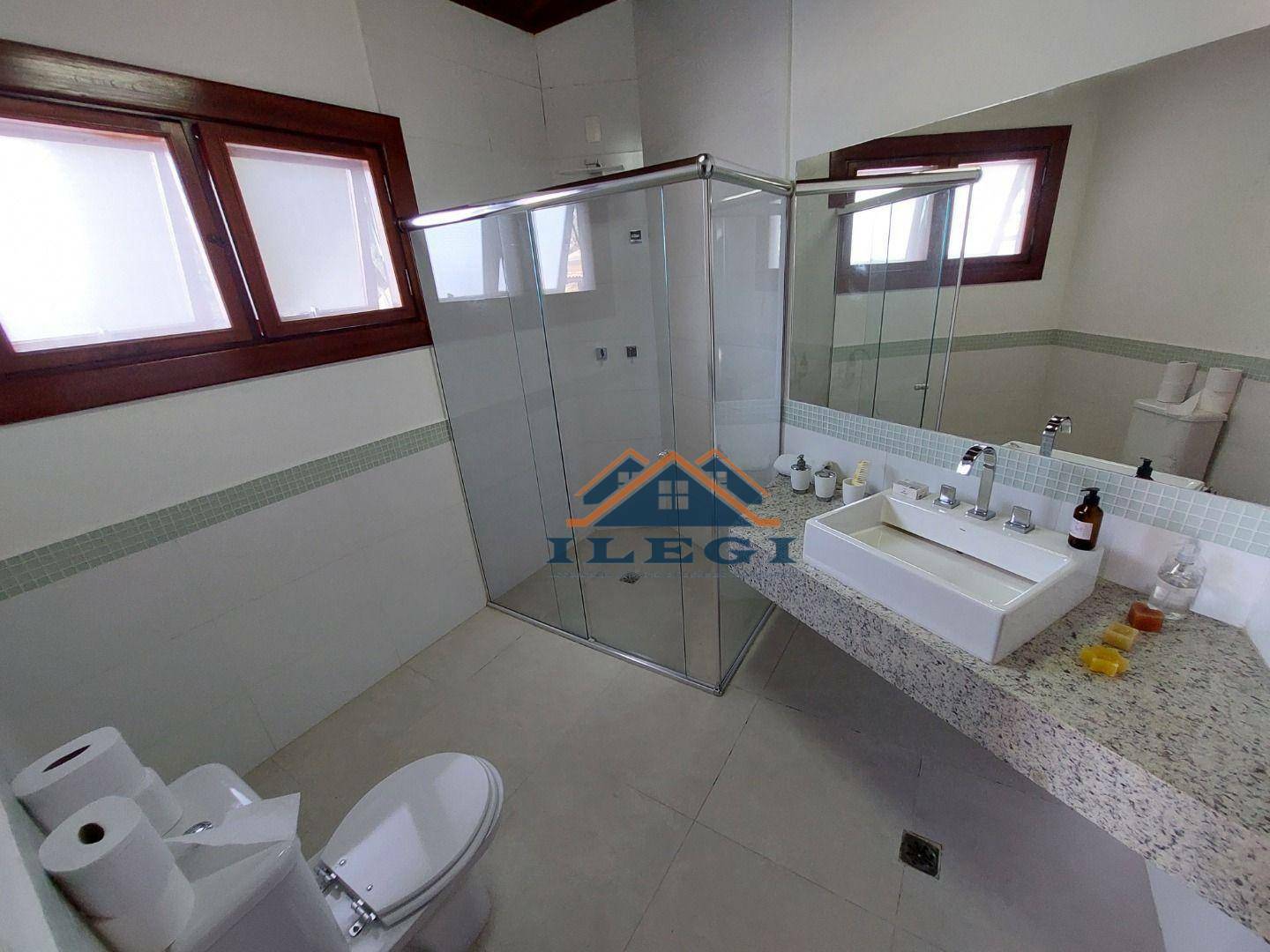 Casa de Condomínio à venda com 4 quartos, 385m² - Foto 61