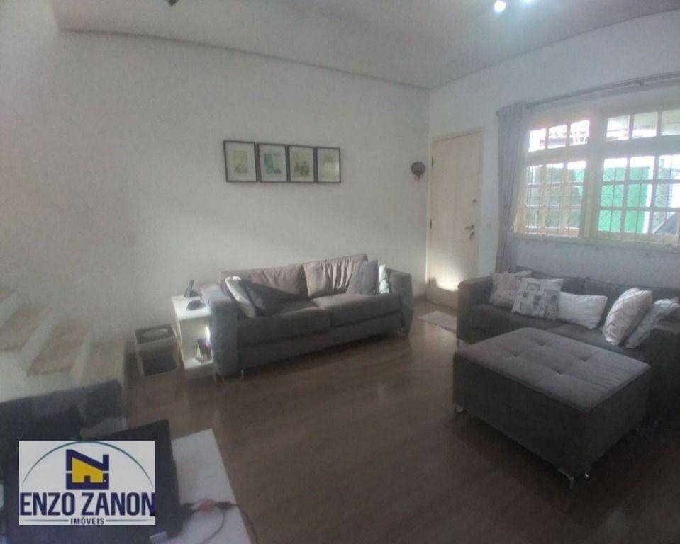 Sobrado à venda com 3 quartos, 250m² - Foto 2