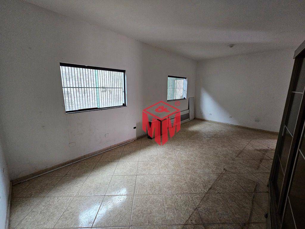 Casa para alugar com 4 quartos, 160m² - Foto 14