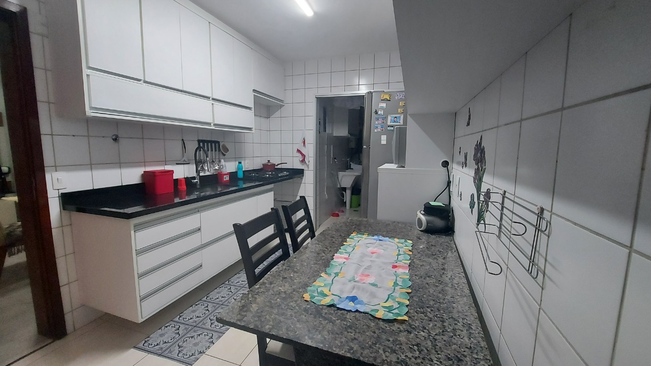 Apartamento à venda com 3 quartos, 98m² - Foto 19