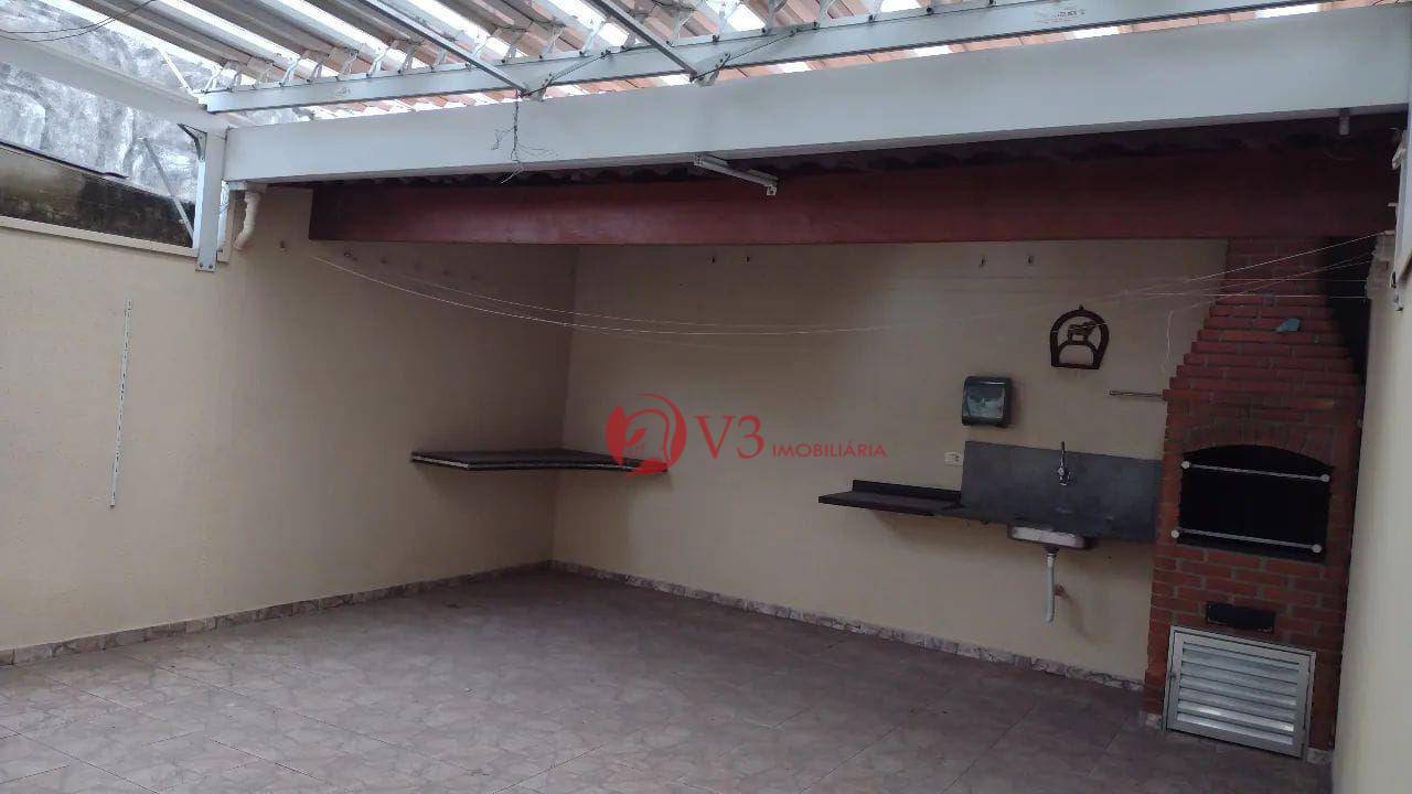 Sobrado à venda com 3 quartos, 125m² - Foto 1