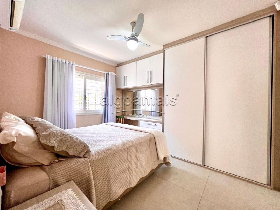 Casa à venda com 4 quartos, 600m² - Foto 12