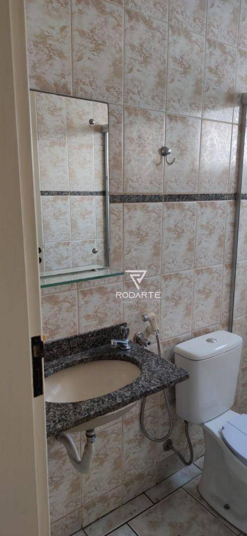 Apartamento para alugar com 2 quartos, 68m² - Foto 9