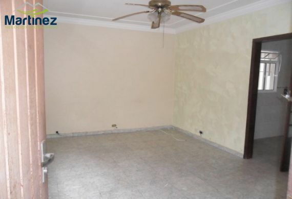 Casa à venda e aluguel com 3 quartos, 243m² - Foto 14