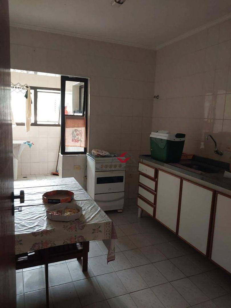 Apartamento à venda com 4 quartos, 97m² - Foto 4