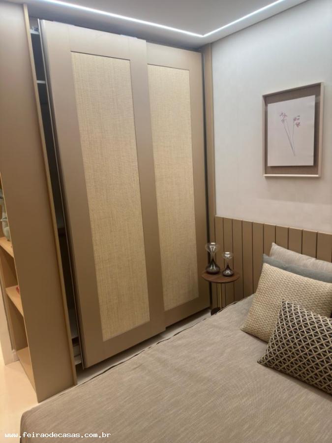 Apartamento à venda com 2 quartos, 53m² - Foto 33