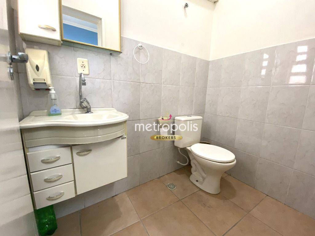 Casa à venda com 8 quartos, 215m² - Foto 26