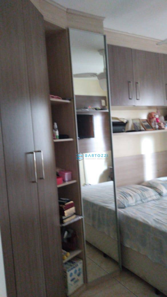 Apartamento à venda com 2 quartos, 50m² - Foto 5