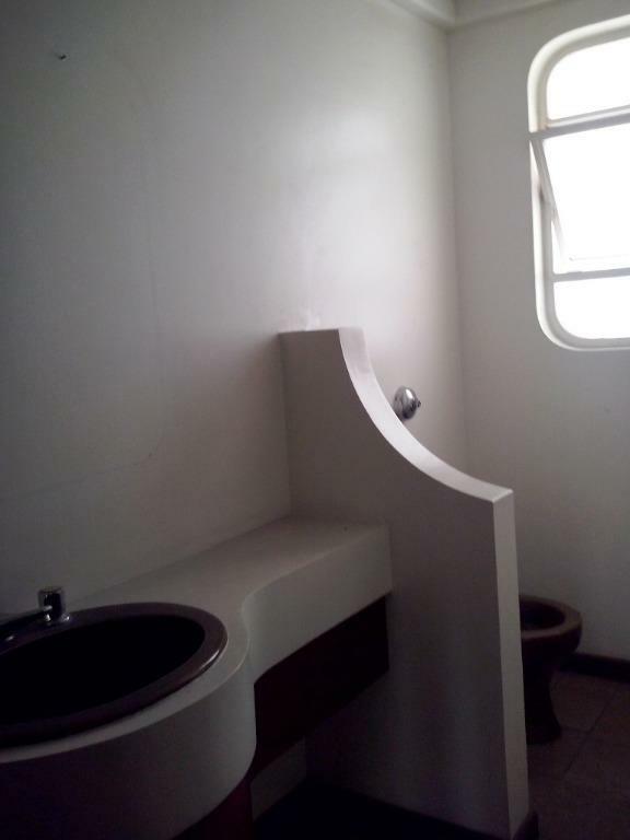 Apartamento à venda com 3 quartos, 200m² - Foto 6