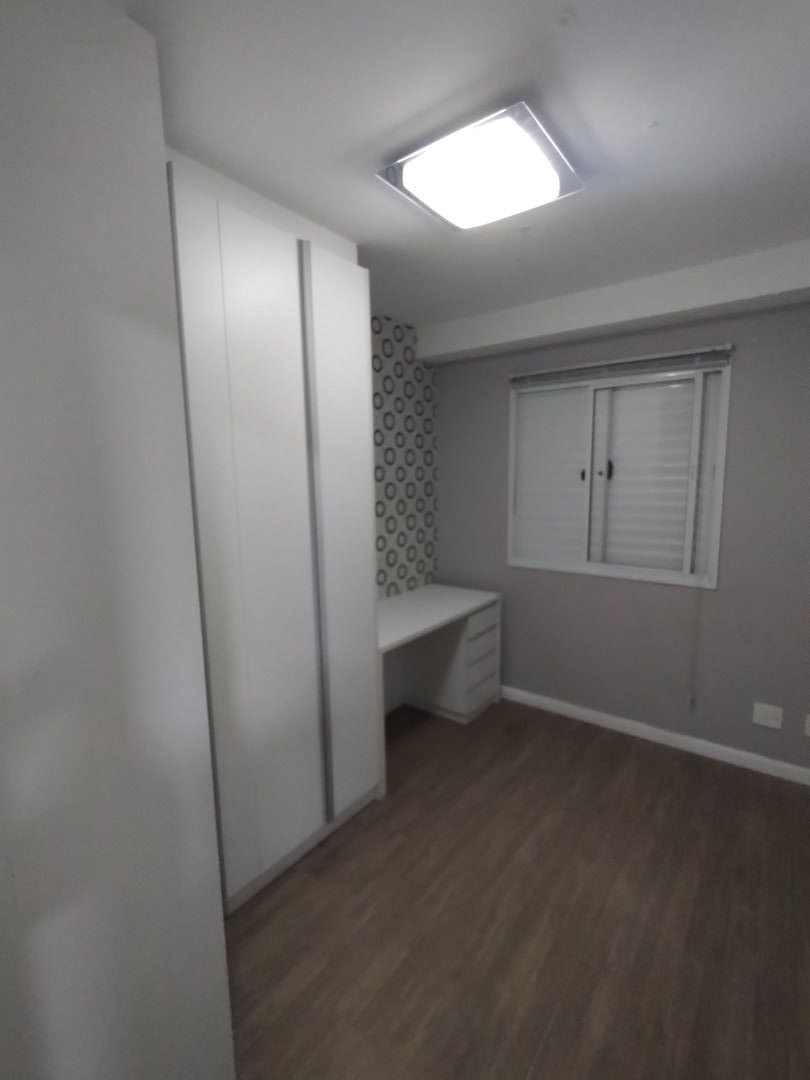 Apartamento para alugar com 3 quartos, 80m² - Foto 27