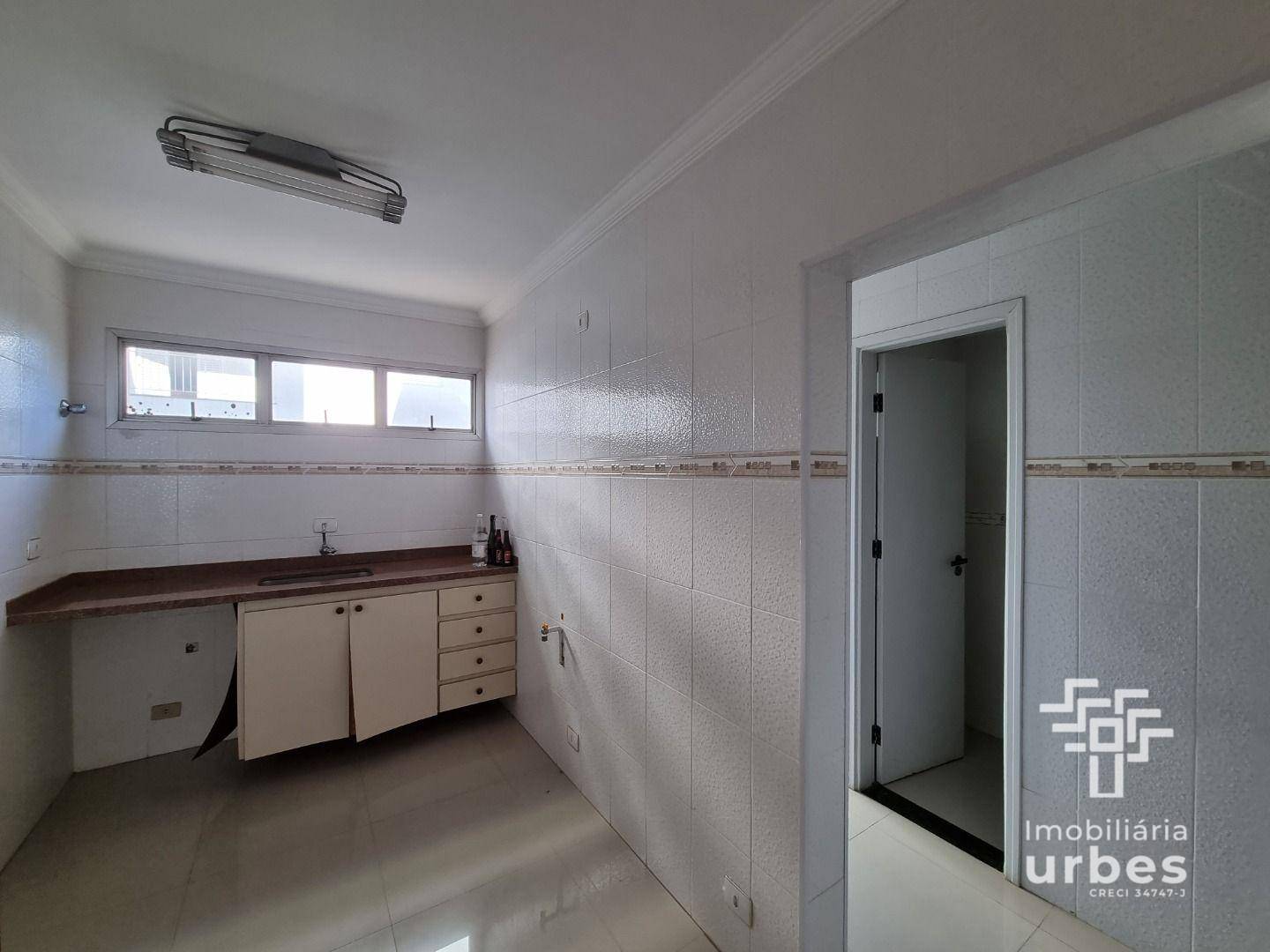 Apartamento à venda com 3 quartos, 154m² - Foto 5