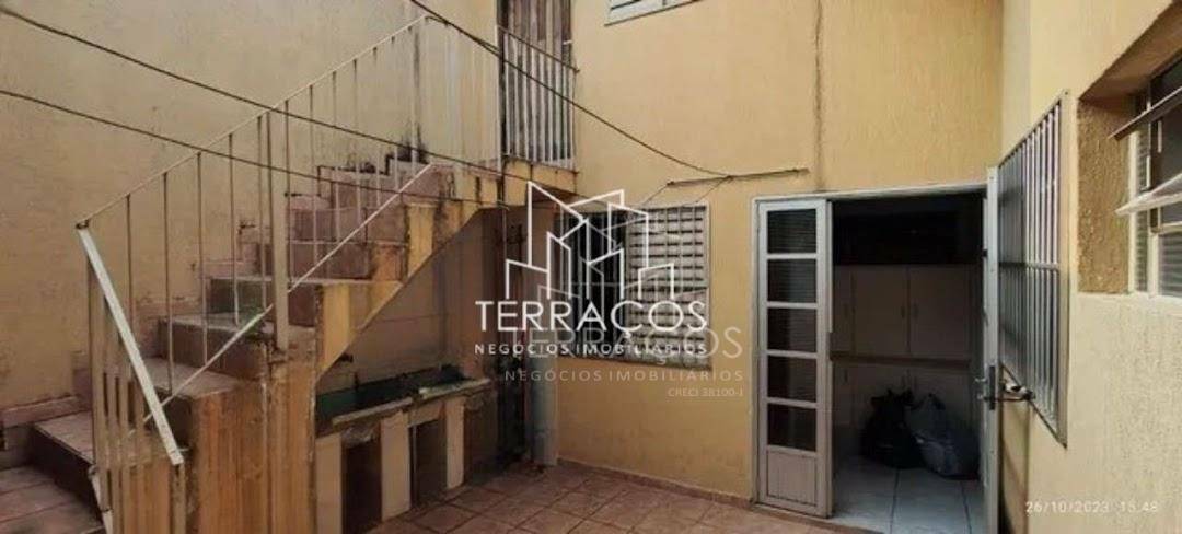 Casa à venda com 4 quartos, 226m² - Foto 20