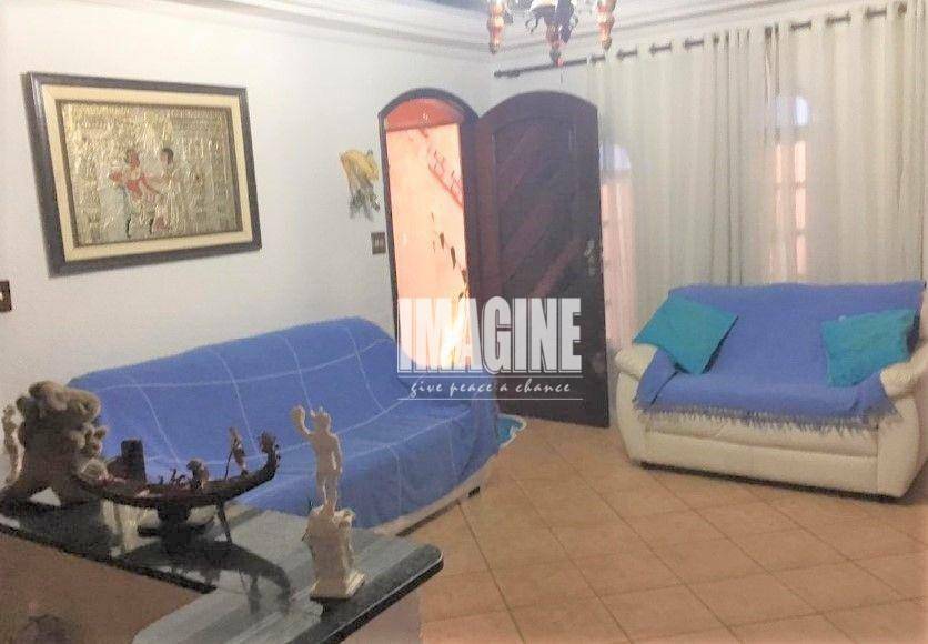 Sobrado à venda com 3 quartos, 80m² - Foto 1