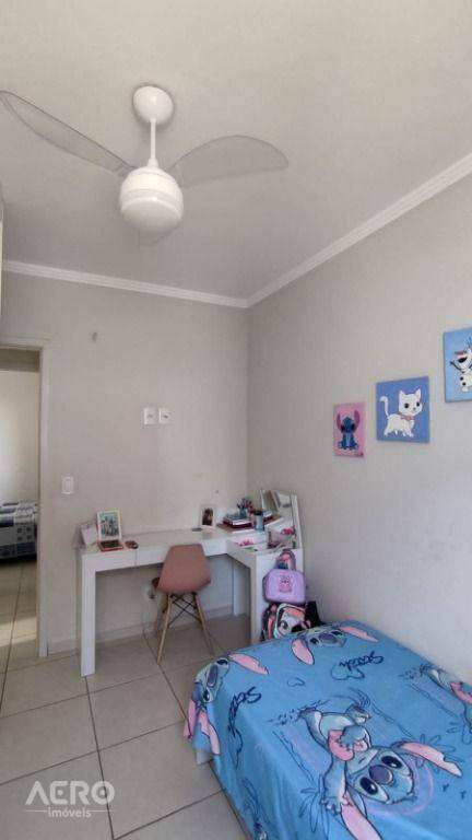 Apartamento à venda com 3 quartos, 75m² - Foto 23