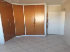 Apartamento à venda com 2 quartos, 82m² - Foto 4