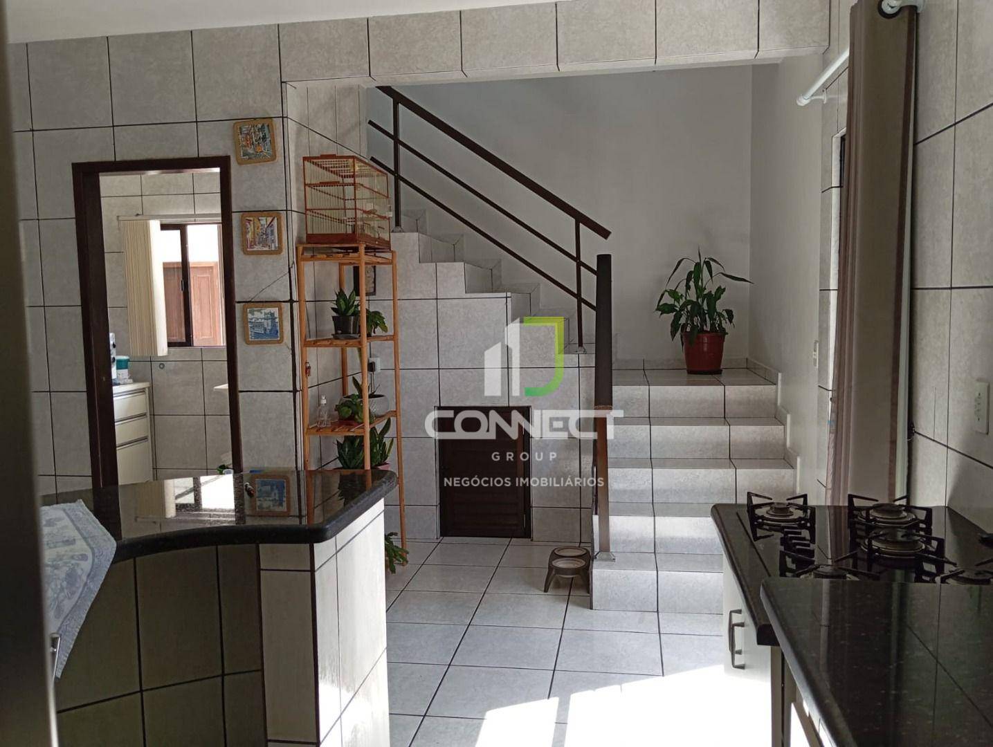 Casa à venda com 4 quartos, 240m² - Foto 15