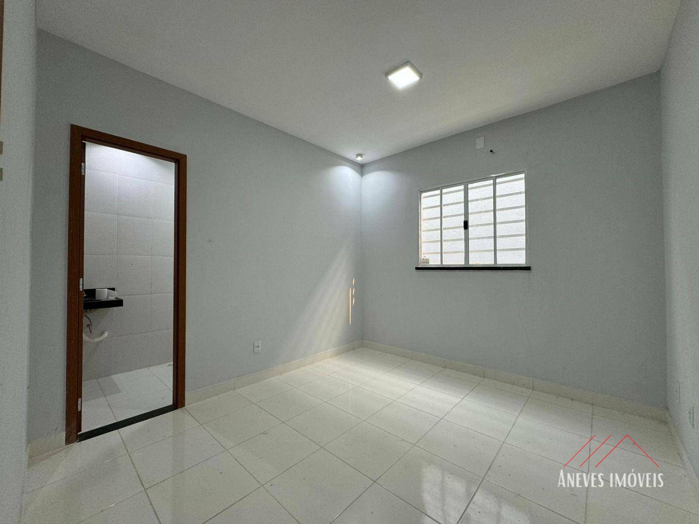 Casa à venda com 3 quartos, 77m² - Foto 4