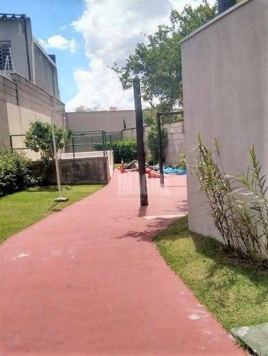 Apartamento à venda com 2 quartos, 64m² - Foto 32