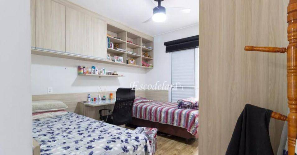 Sobrado à venda com 4 quartos, 180m² - Foto 14