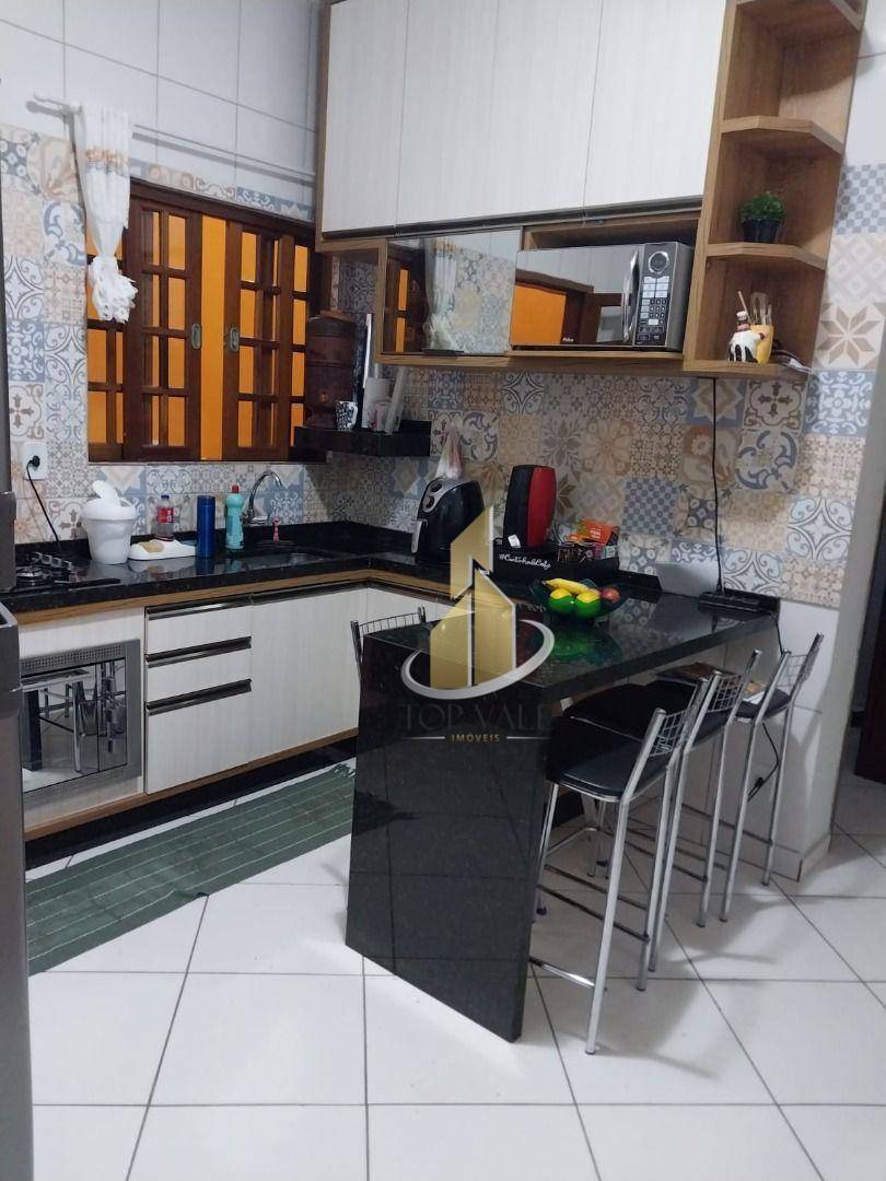 Casa à venda com 3 quartos, 95m² - Foto 9