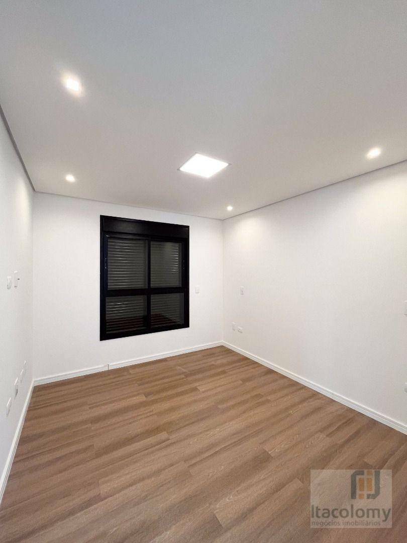 Casa de Condomínio à venda com 3 quartos, 220m² - Foto 29