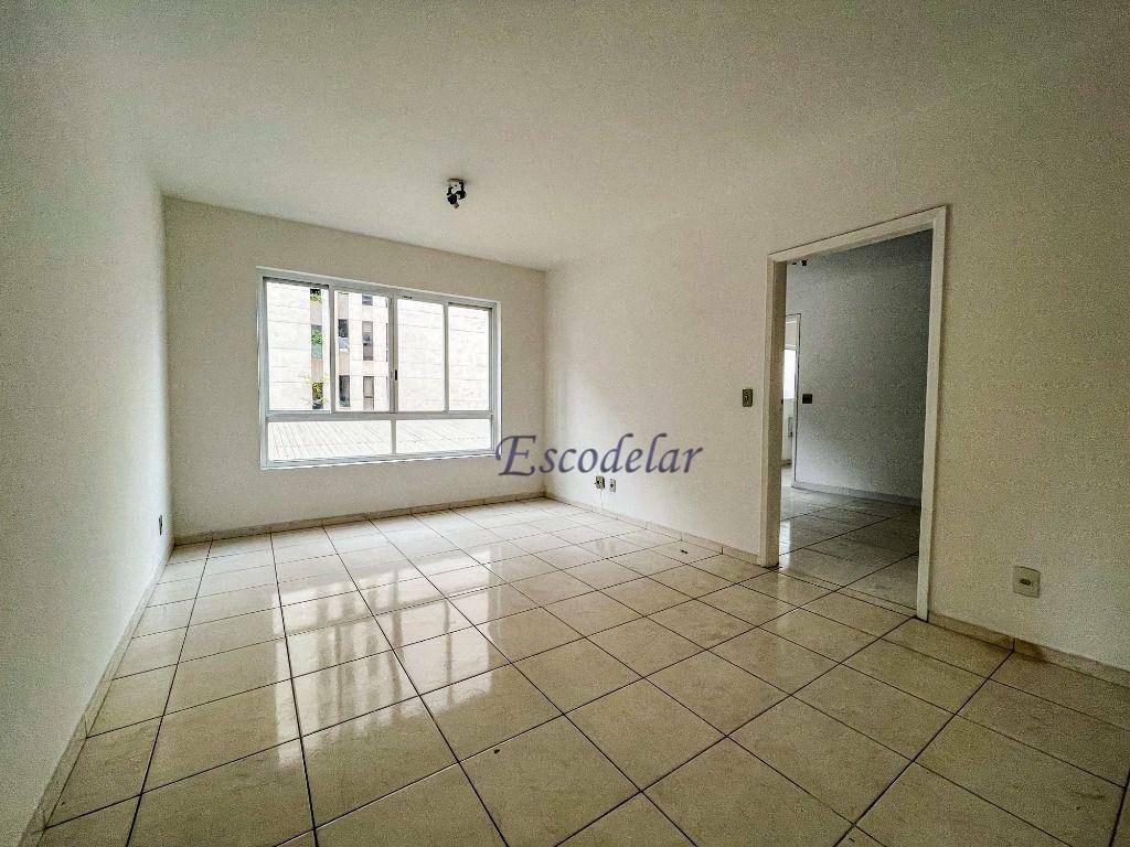 Apartamento para alugar com 3 quartos, 157m² - Foto 4