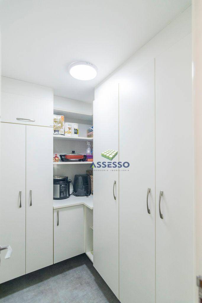 Apartamento à venda com 3 quartos, 97m² - Foto 29