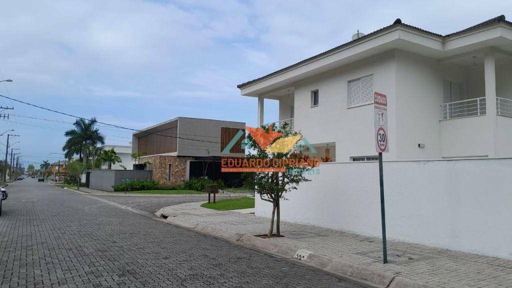 Casa de Condomínio à venda com 4 quartos, 221m² - Foto 15