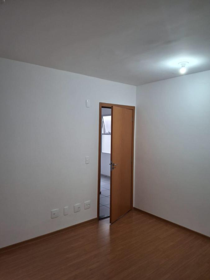 Apartamento para alugar com 2 quartos, 50m² - Foto 5