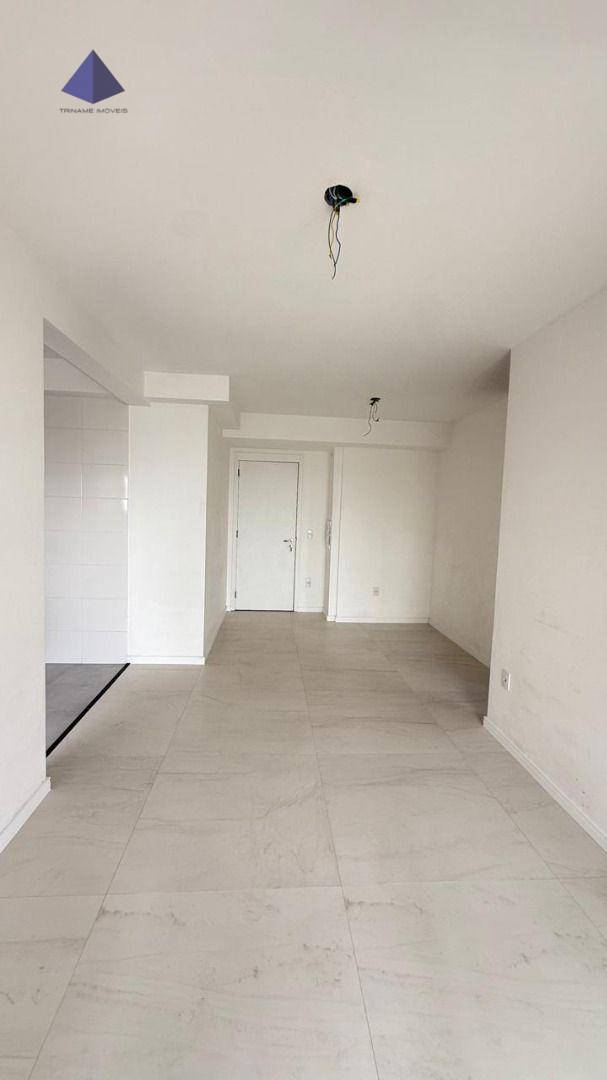 Apartamento à venda com 2 quartos, 68m² - Foto 14