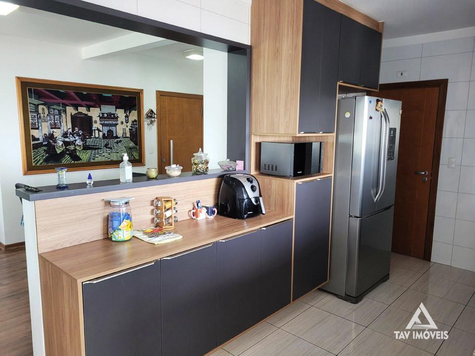 Apartamento à venda com 3 quartos, 154m² - Foto 9