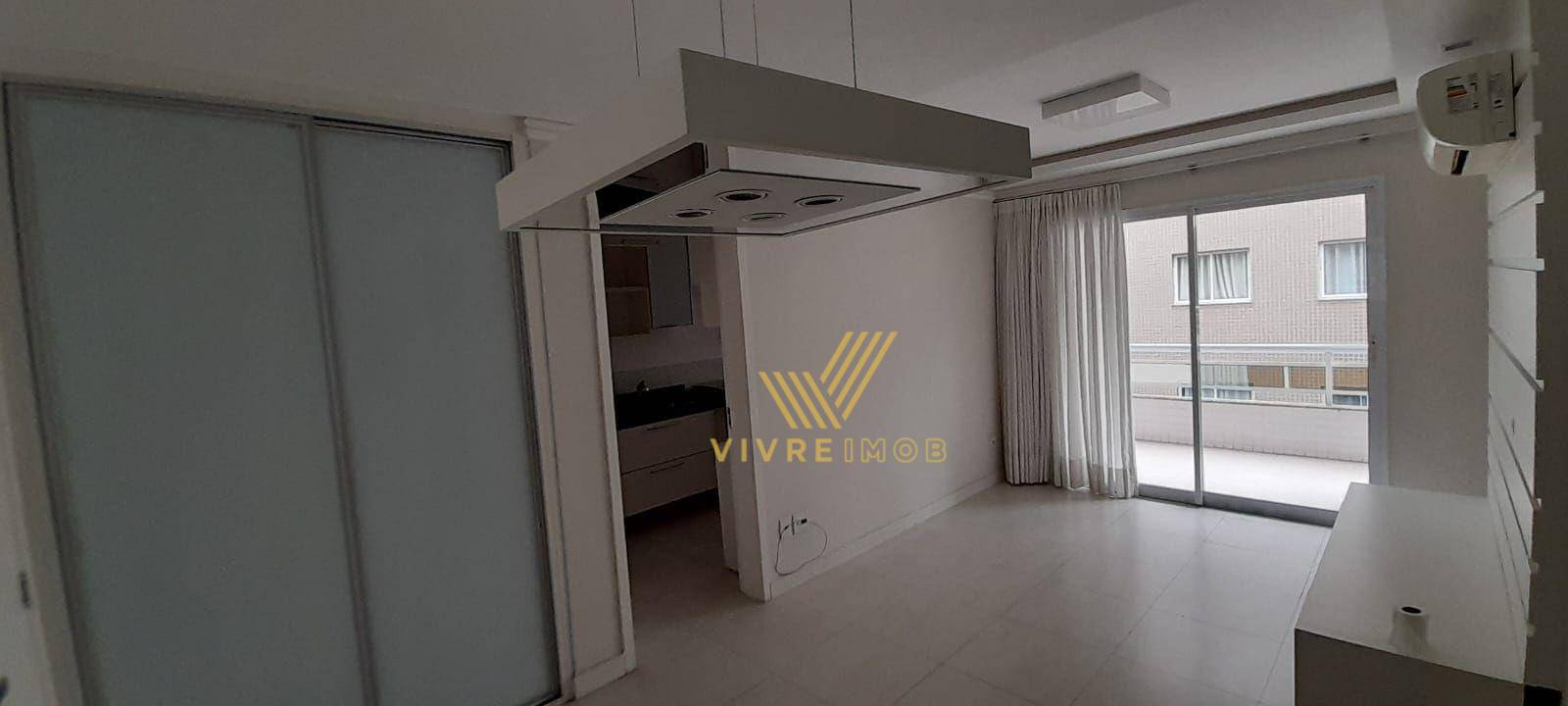 Apartamento à venda com 2 quartos, 75m² - Foto 3