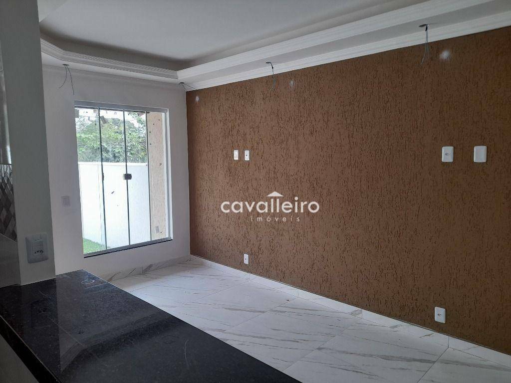 Casa à venda com 2 quartos, 70m² - Foto 8