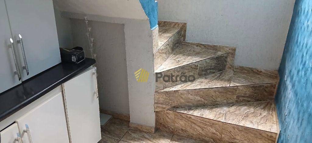 Sobrado à venda com 4 quartos, 214m² - Foto 17