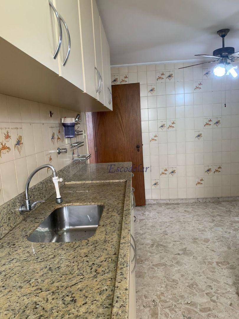 Apartamento à venda com 3 quartos, 180m² - Foto 10