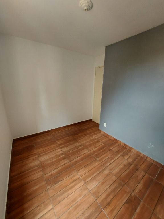 Apartamento para alugar com 2 quartos, 45m² - Foto 14